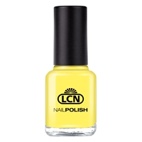 Banana Beach nail polish, extended wear polish, shellac, creative play, top coats, nails, nail art, essie, opi, color gel, hard gel